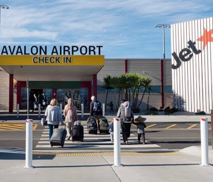 Avalon Airport